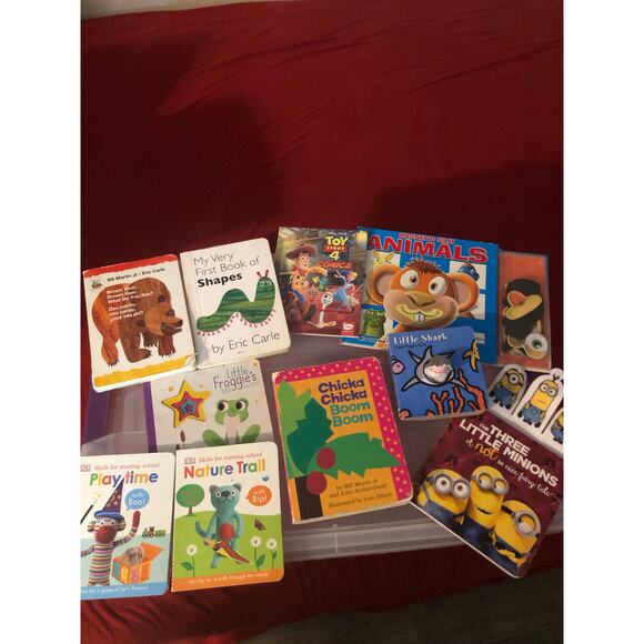 Kids book bundle - Picture 1 of 5